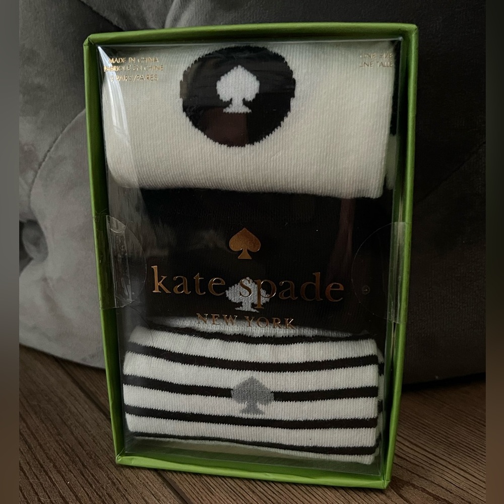 kate spade women’s Black and White Striped Socks